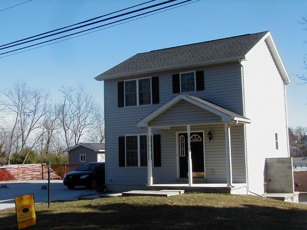 143 Bungalow Road Enola PA