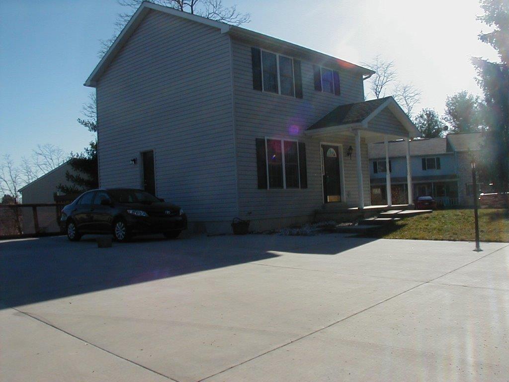 143 Bungalow Road Enola PA